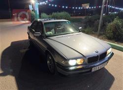 بي ام دبليو الفئة 7